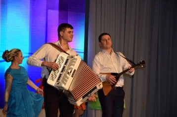 Фото: Разрез «Берёзовский» подарил яркий концерт жительницам Прокопьевского и Новокузнецкого районов Кузбасса 1