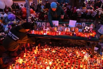Фото: В Москве организуют мемориал в память о жертвах пожара в Кемерове 1