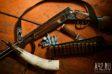 Фото: В Тобольске мужчина случайно выстрелил себе в ногу при перезарядке ружья 1