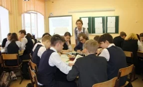 Восемь кемеровских учителей поборются за звание лучшего