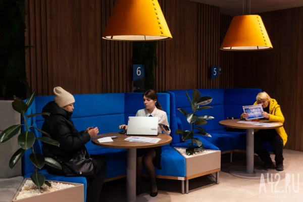 Без очередей и визитов в офис: клиенты Почта Банка переходят в ВТБ за пару кликов