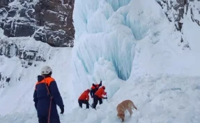 Четырёх человек извлекли из-под завалов ледника на Камчатке