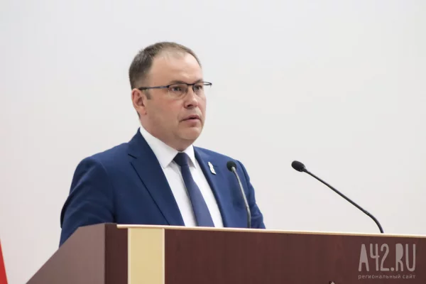 Губернатор Кузбасса поручил найти причины пожара на канатной дороге в Шерегеше