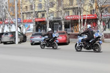 Фото: На дороги Кемерова вышли мотопатрули 1