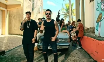 Фото: Клип на песню Despacito стал самым популярным в истории YouTube 1