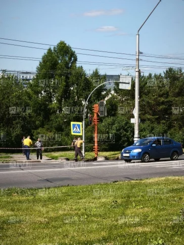 Фото: В Кемерове образовался провал в земле на оживлённом перекрёстке 2