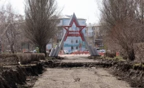 Илья Середюк: в Кемерове фундамент будущей стелы в парке Жукова готов на 50%