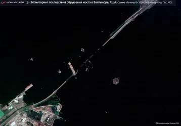 Фото: Роскосмос показал, как выглядит рухнувший автомобильный мост в Балтиморе со спутника   1