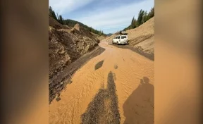 Самовольно пришёл и сливает отходы: золотодобытчик в Кузбассе нарушал закон