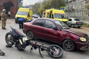 Фото: В Сибири в ДТП с питбайком погибла 17-летняя девушка 1