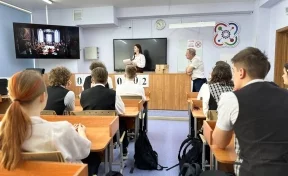 Кузбасские энергетики «Россети Сибирь» провели историко-патриотические уроки в школе