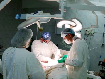 Фото: Кузбасские онкологи удалили 43-летней пациентке большую запущенную опухоль 1
