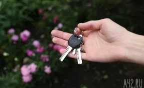В Кузбассе студент отдал мошенникам ключи от квартиры родителей