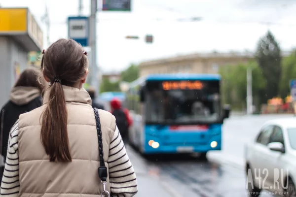 В Кемерове на время репетиций парада к 9 Мая изменят движение 24 автобусов и 3 троллейбусов