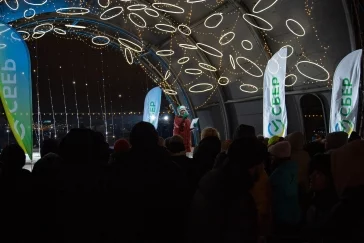 Фото: В Новосибирске при участии Сбербанка открылся самый длинный в мире каток 3