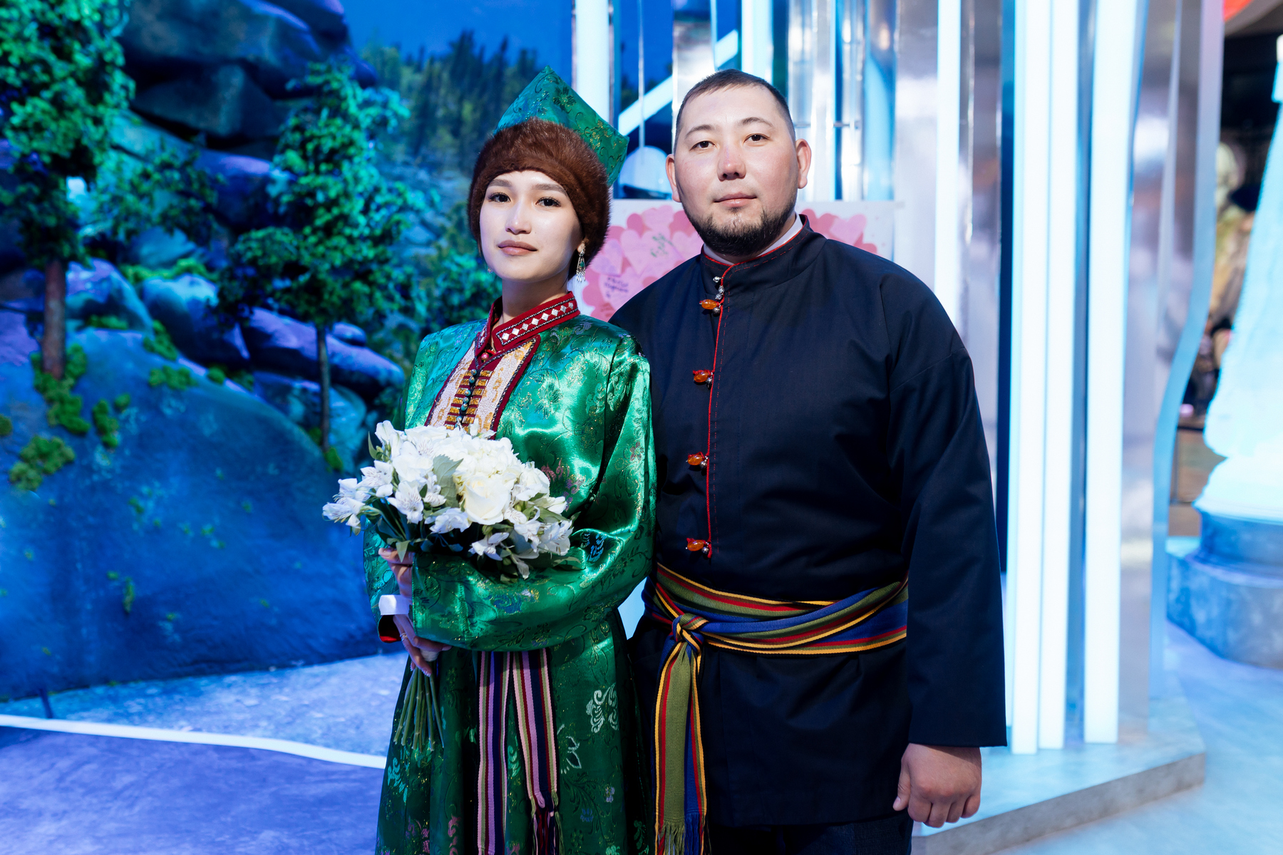 Сотрудники УК «Кузбассразрезуголь» поженились во время свадебного фестиваля на выставке-форуме «Россия» 