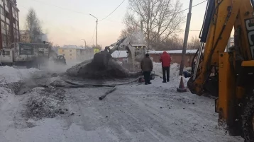 Фото: В Кузбассе произошёл порыв на водопроводе: холодную воду отключили в ТЦ, гостинице администрации и жилых домах 1