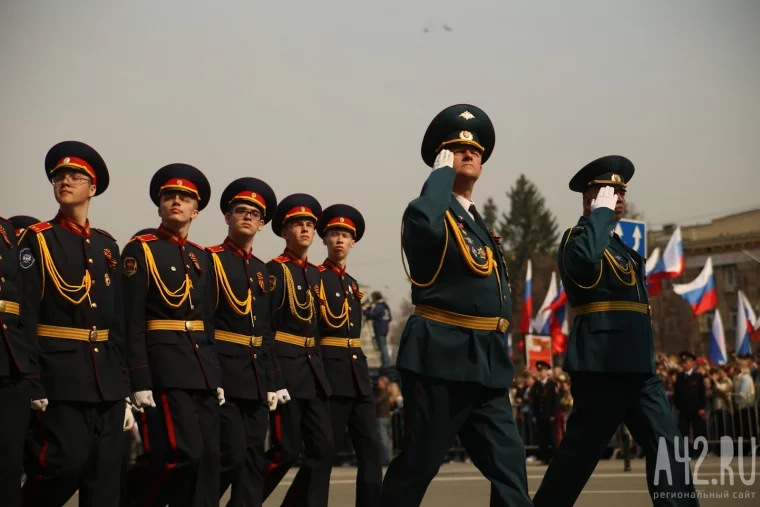 Фото: В Кемерове прошёл парад, посящённый Дню Победы 7