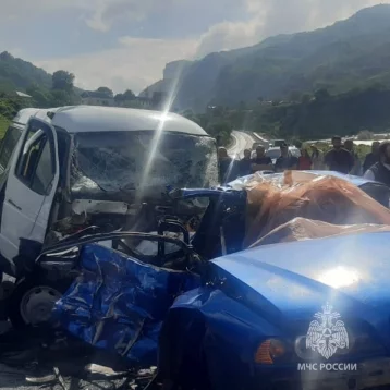 Фото: В Кабардино-Балкарии «Газель» с пассажирами попала в смертельное ДТП  1