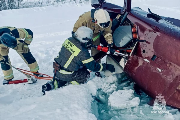 Вертолёт упал на горнолыжном курорте в Пермском крае, есть погибшие