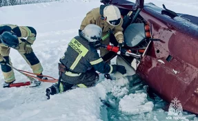 Вертолёт упал на горнолыжном курорте в Пермском крае, есть погибшие