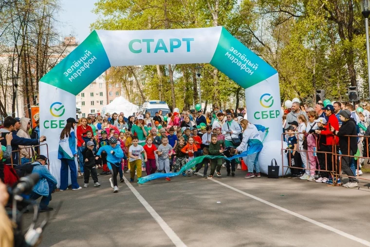 Фото: Более 4000 кузбассовцев пробежали Зелёный Марафон 70