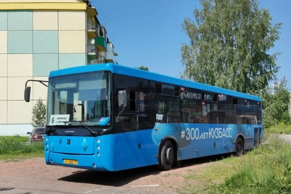 Минтранс Кузбасса: в Осинниках устранили сбой с выходом автобусов на линию