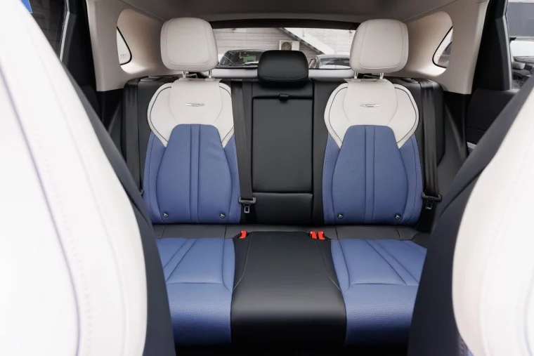 Фото: В Кемерове растёт интерес к премиальному бренду HONGQI 4