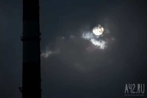   Силы ПВО за ночь сбили более 100 БПЛА над регионами РФ и Азовским морем