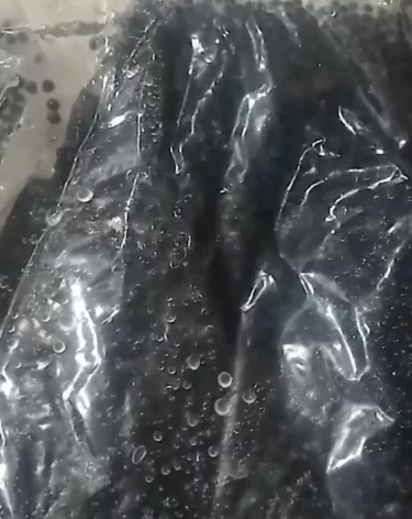 В Подмосковье полицейские накрыли цех по производству поддельной икры