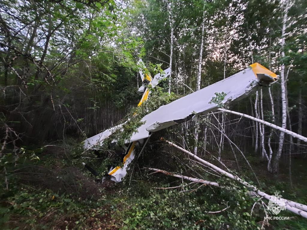Два человека попали в больницу после жёсткой посадки самолёта в Новосибирске 