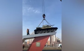 Дмитрий Анисимов: в Кемерове сняли с постамента танк Т-34