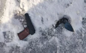 Полицейские задержали мужчину после нападения с ножом на жителей Междуреченска