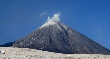 Фото: 2 извержения произошли на Ключевском вулкане на Камчатке 1