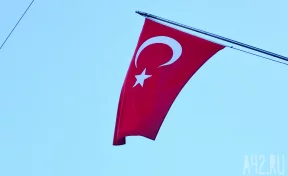 В Турции выдали ордер на арест звезды сериала «Постучись в мою дверь» Ханде Эрчел