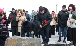 В Кузбассе заложили камень в основание «Аллеи Дважды Победителей»