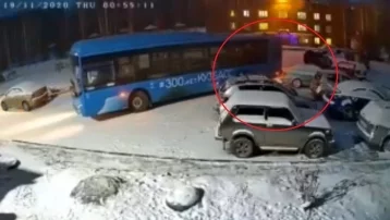 Фото: В Новокузнецке водителя автобуса Volgabus арестовали на сутки 1