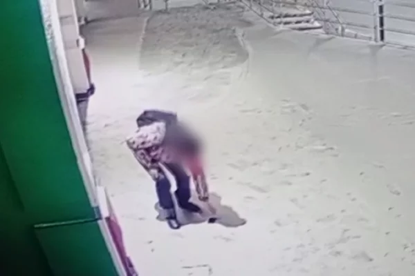 Кузбассовец забрал найденный телефон и попал под уголовное дело