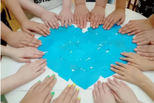 От ранней диагностики до трудоустройства: в Кузбассе действует система поддержки для людей с аутизмом