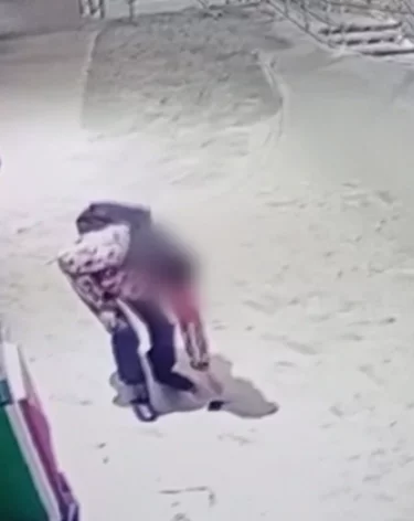 Кузбассовец забрал найденный телефон и попал под уголовное дело