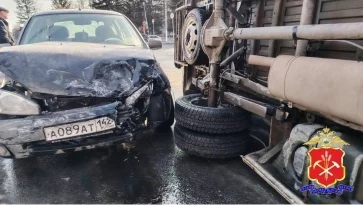 Фото: В Кузбассе произошло ДТП с участием машины скорой помощи: погибла пациентка 2