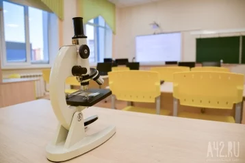 Фото: Депутат Чернышов предложил ввести учительский капитал в размере 1 млн рублей 1