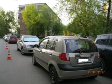 Фото: В Кемерове участились случаи наездов машин на детей во дворах 1
