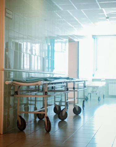 В Приморье у ушедшего на больничный учителя обнаружили туберкулёз