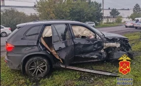 Иномарка и автомобиль скорой столкнулись на автодороге Новокузнецк — Междуреченск