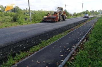 Фото: Осталось нанести разметку: в Кемерове продолжается ремонт дорог по нацпроекту 1