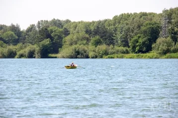 Фото: В Кемерове волонтёр спас женщину, которая чуть не утонула в озере 1