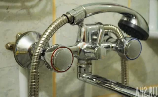 Вода перестала поступать жильцам верхних этажей в Таштаголе