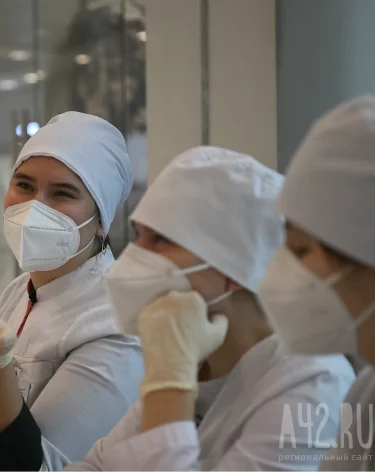 Володин предложил региональным властям строить жильё для молодых врачей