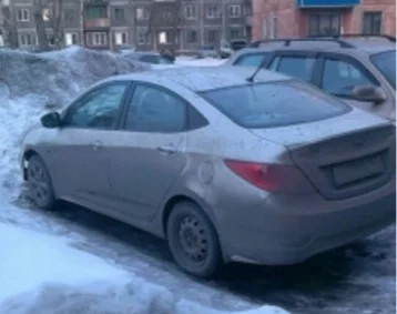 Фото: Завуч кузбасской школы спрятала автомобиль от приставов 1